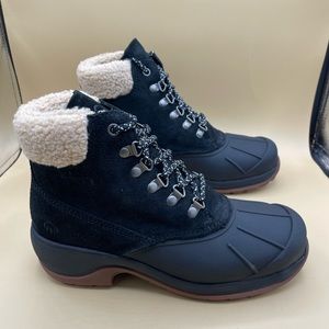 WOLVERINE Frost Women’s Medium Snow Boot, Black Suede H2O Prf. Ins. New In Box